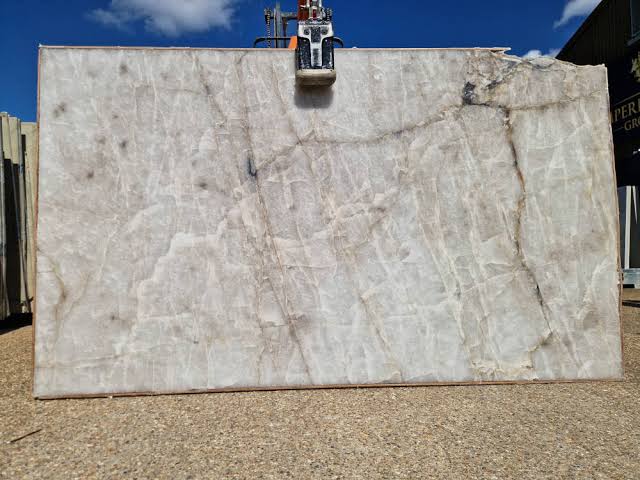 Crystal Quartzite 18mm