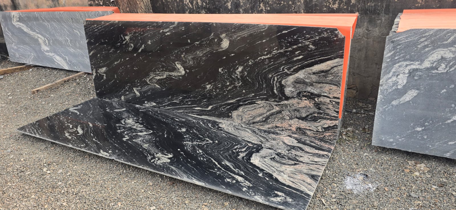 Forest black granite – Polished